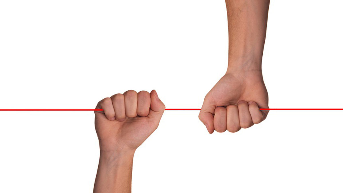 From Smoke Buddies to Support Buddies: How Friendship Helps in Give Up Smoking